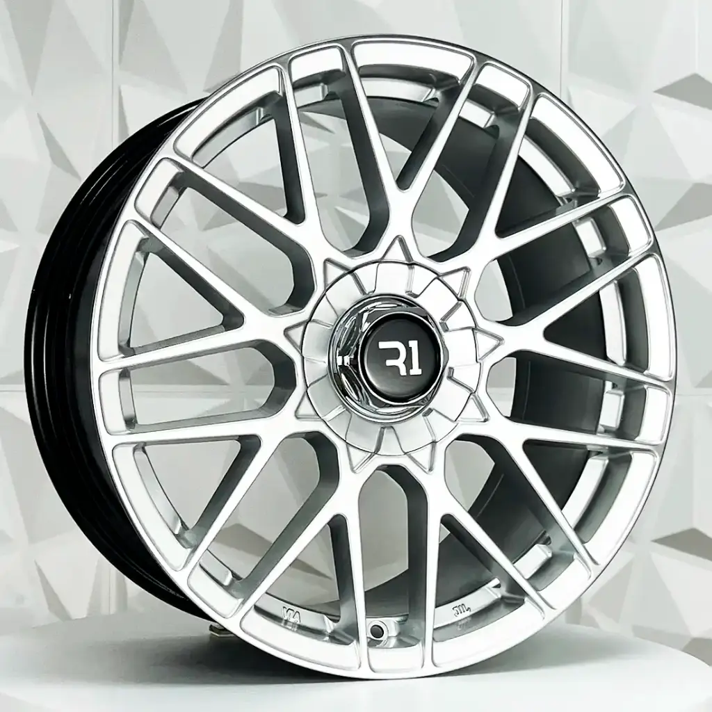 QC1211 Hyper Silver 01.webp